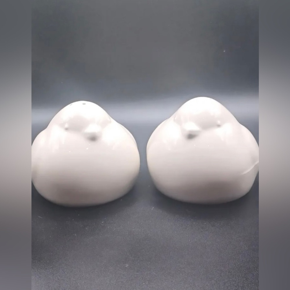 Crate&Barrel Birdie Salt & Pepper shakers